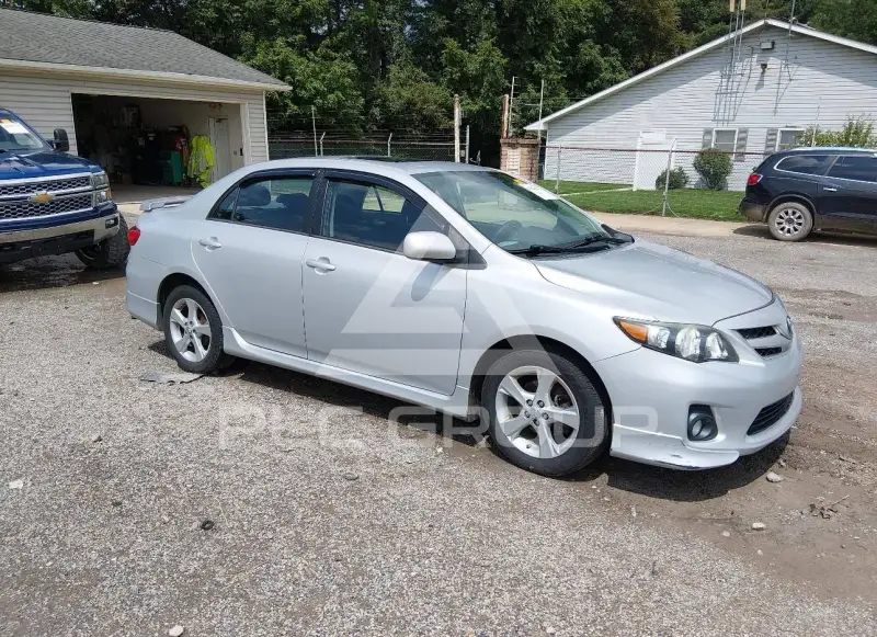 2012 Toyota COROLLA фото