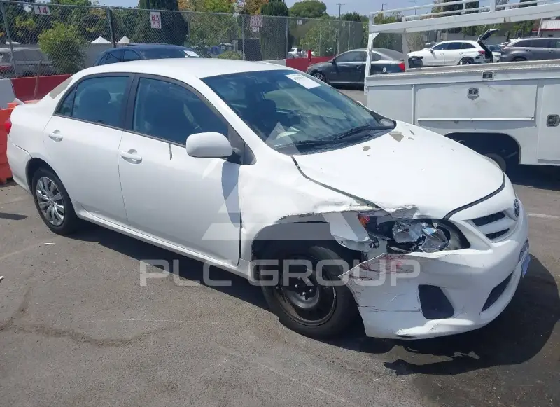2012 Toyota COROLLA фото