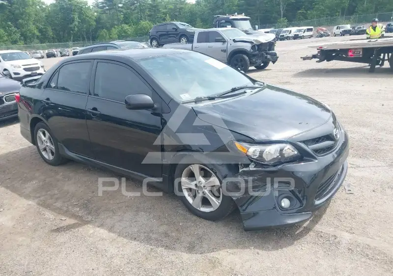2012 Toyota COROLLA фото