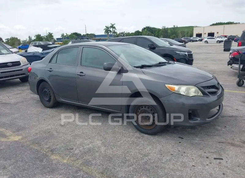 2012 Toyota COROLLA фото