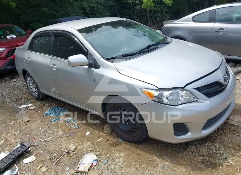 2012 Toyota COROLLA фото