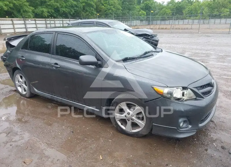 2012 Toyota COROLLA фото