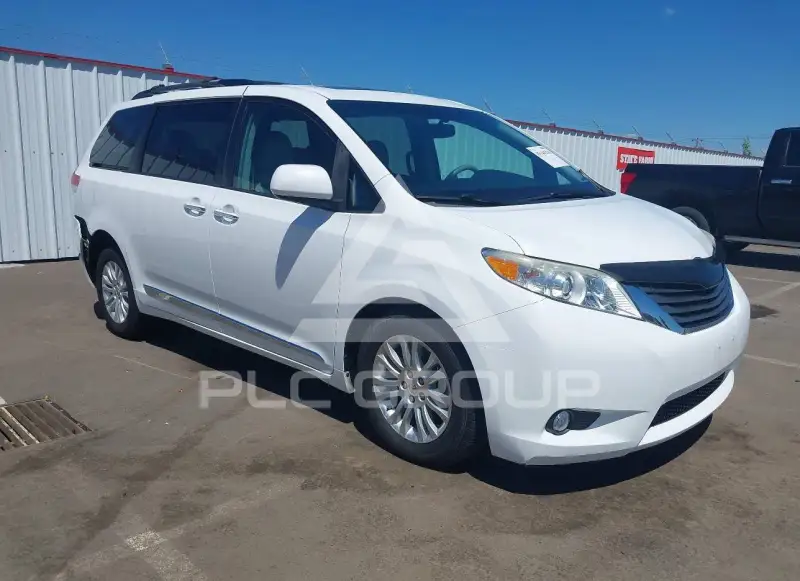 2012 Toyota SIENNA фото
