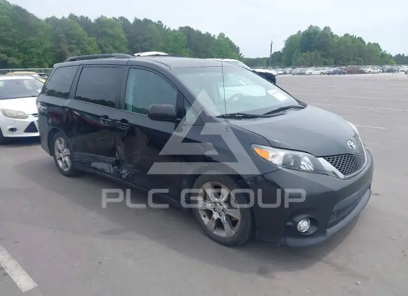 2012 Toyota SIENNA photo