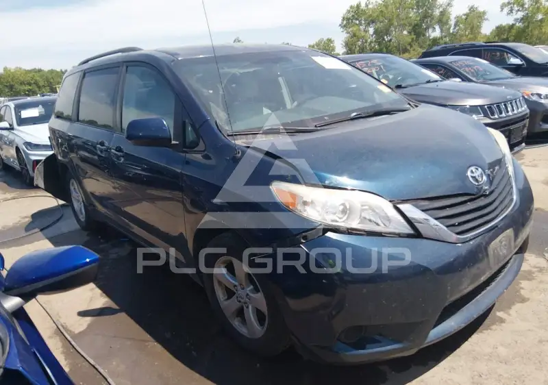2012 Toyota SIENNA фото