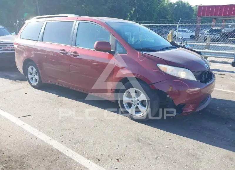 2012 Toyota SIENNA фото