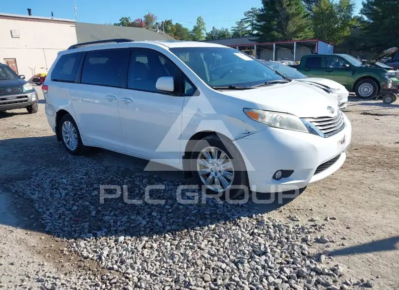 2012 Toyota SIENNA фото