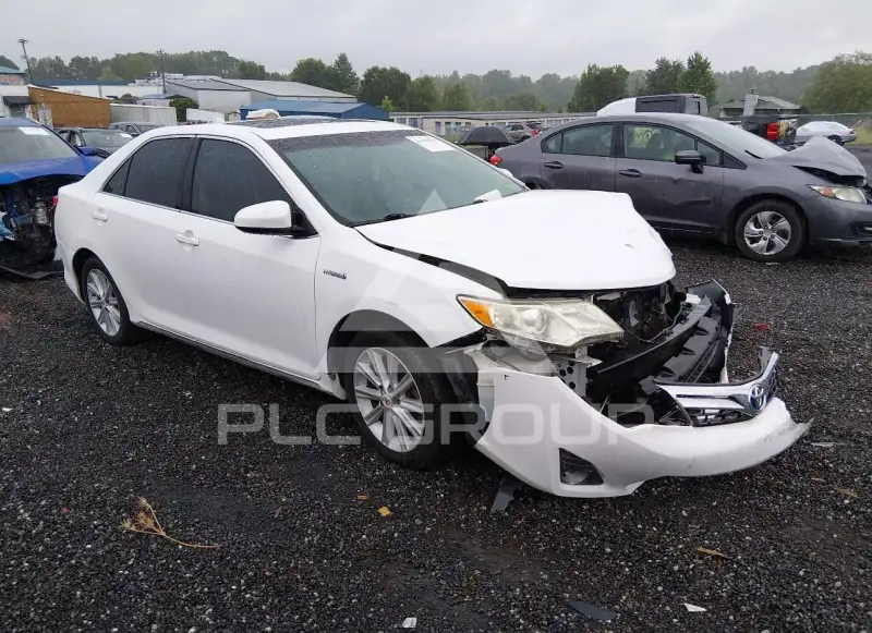 2012 Toyota CAMRY фото
