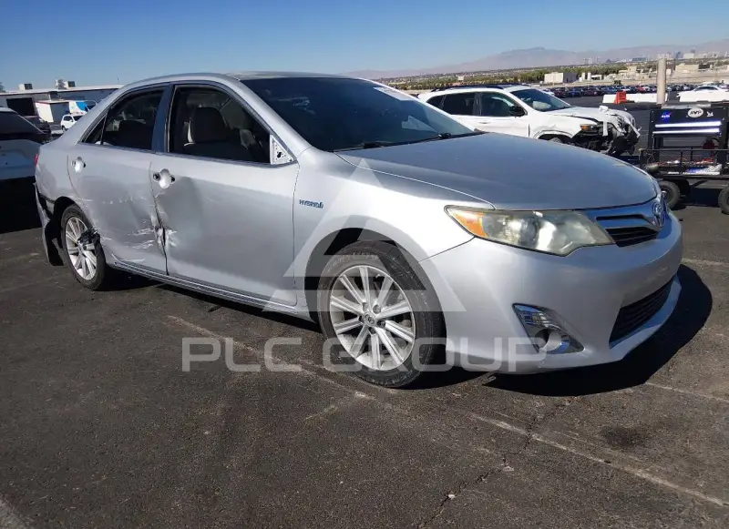 2012 Toyota CAMRY фото