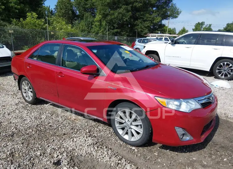 2012 Toyota CAMRY фото