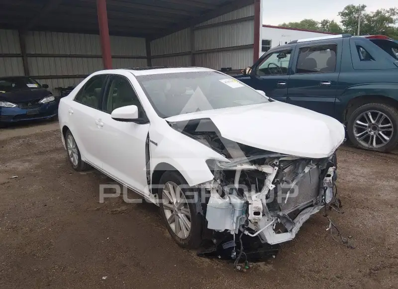 2012 Toyota CAMRY фото