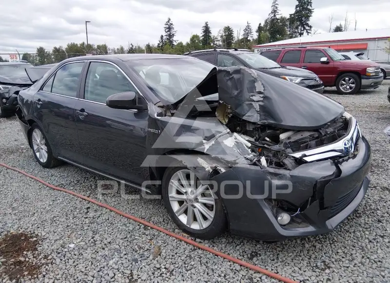 2012 Toyota CAMRY фото