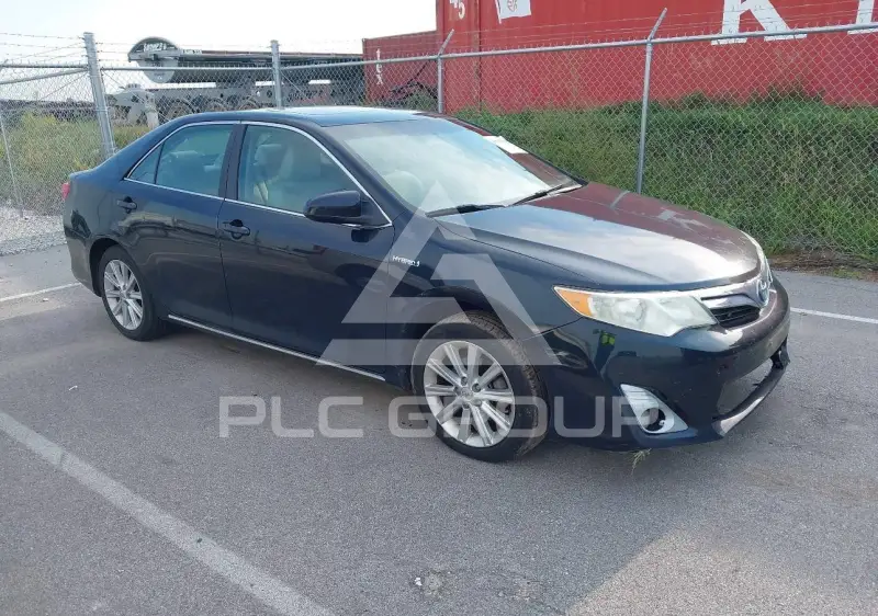 2012 Toyota CAMRY фото