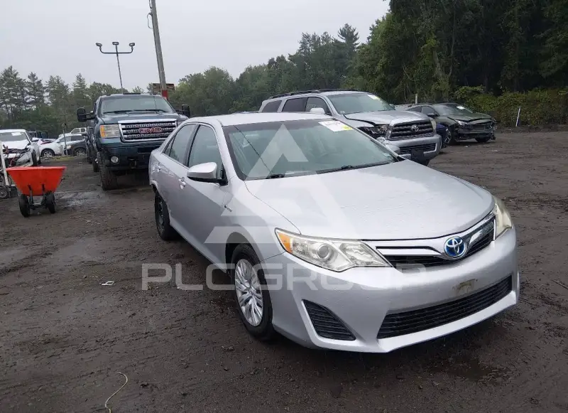 2012 Toyota CAMRY photo