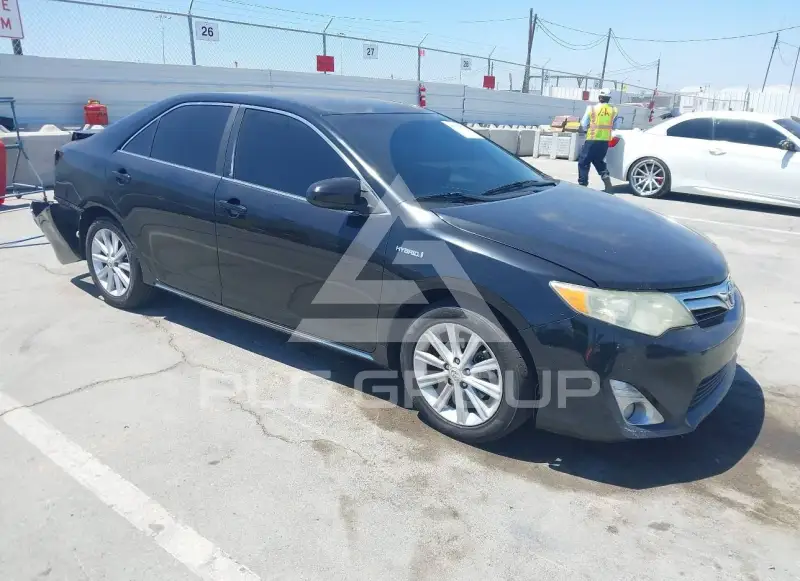 2012 Toyota CAMRY фото