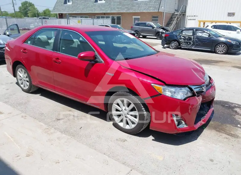 2012 Toyota CAMRY фото