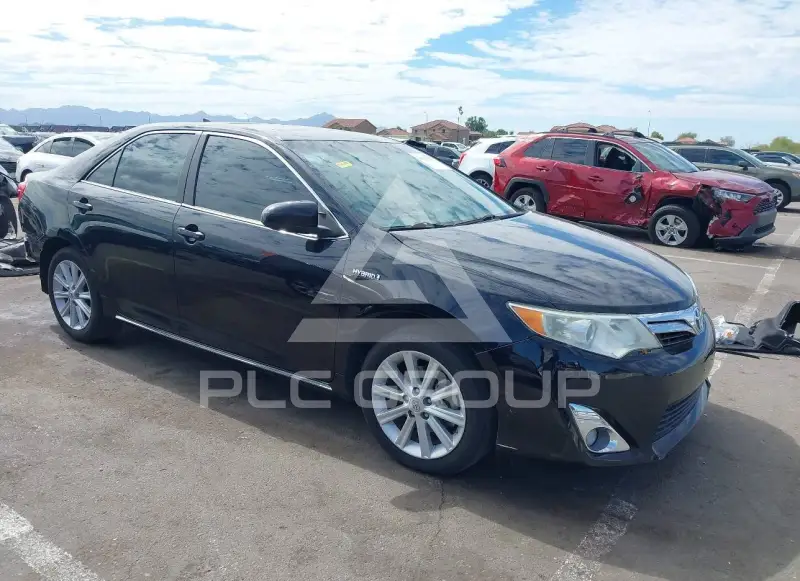 2012 Toyota CAMRY фото