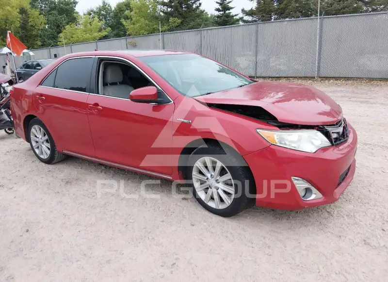2012 Toyota CAMRY фото