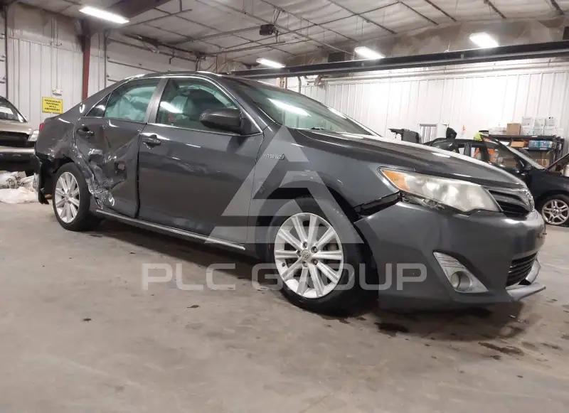 2012 Toyota CAMRY фото
