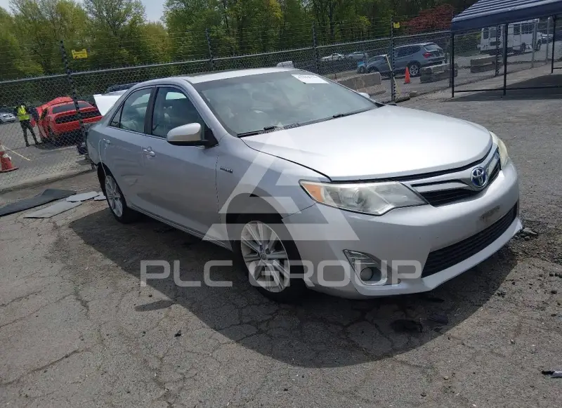 2012 Toyota CAMRY фото