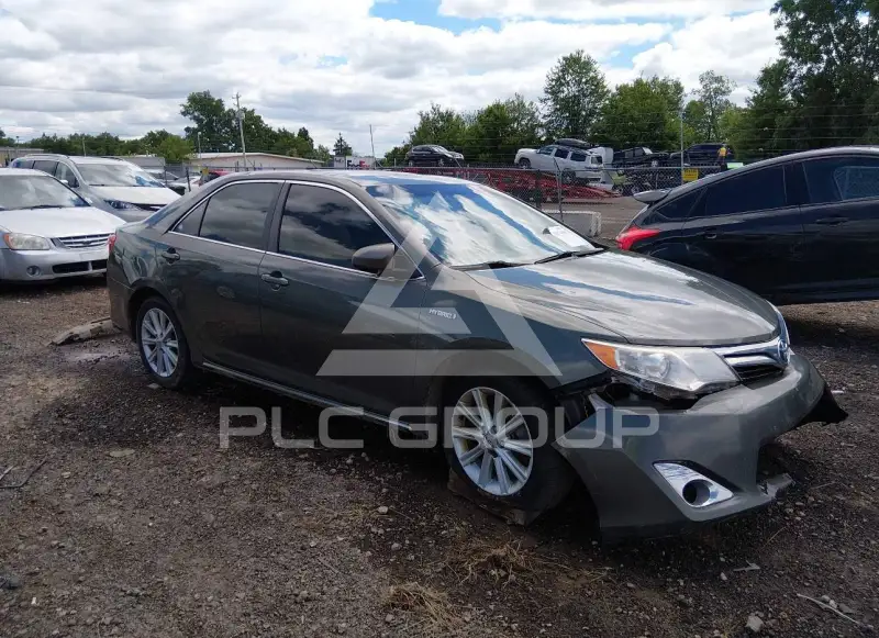 2012 Toyota CAMRY фото