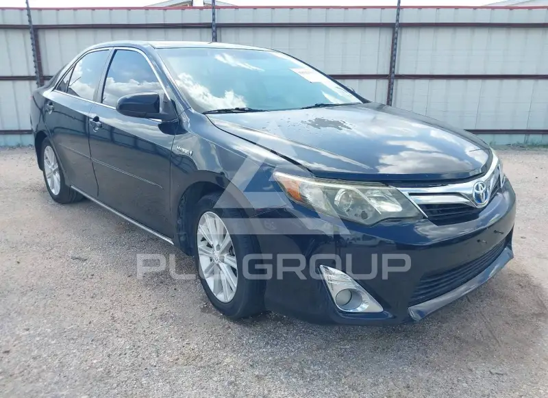 2012 Toyota CAMRY фото