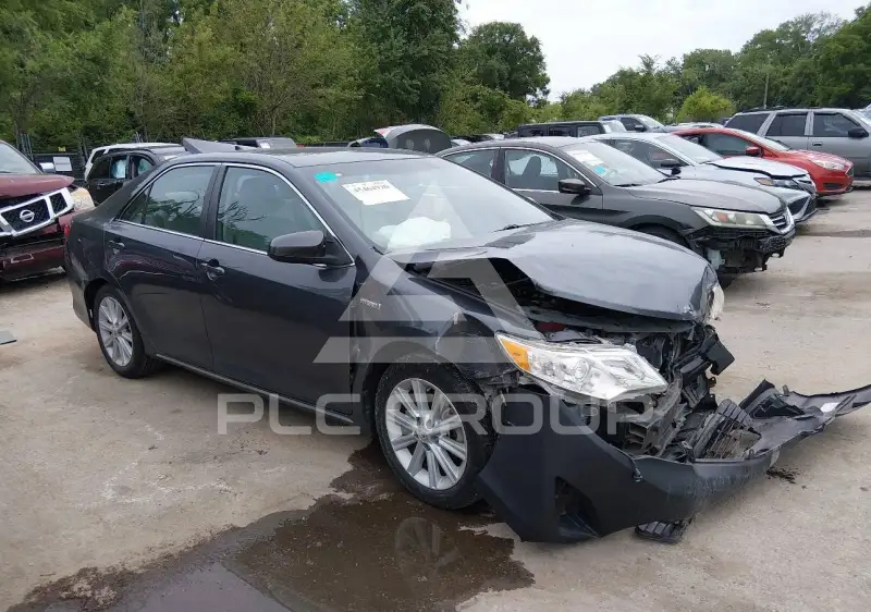 2012 Toyota CAMRY фото