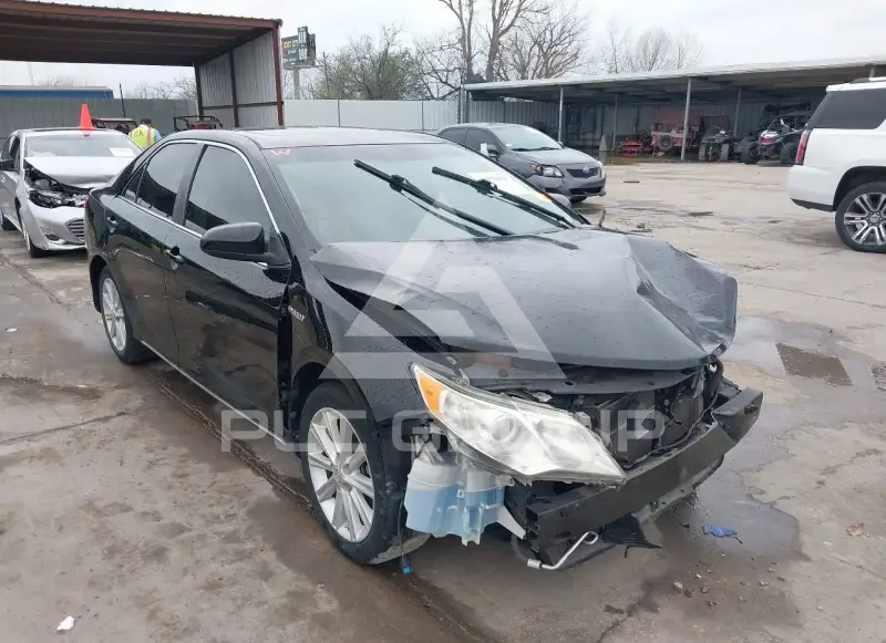 2012 Toyota CAMRY фото