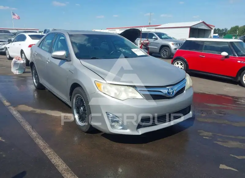 2012 Toyota CAMRY photo