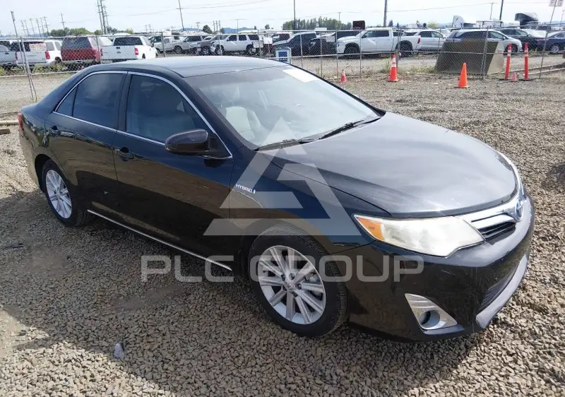 2012 Toyota CAMRY photo