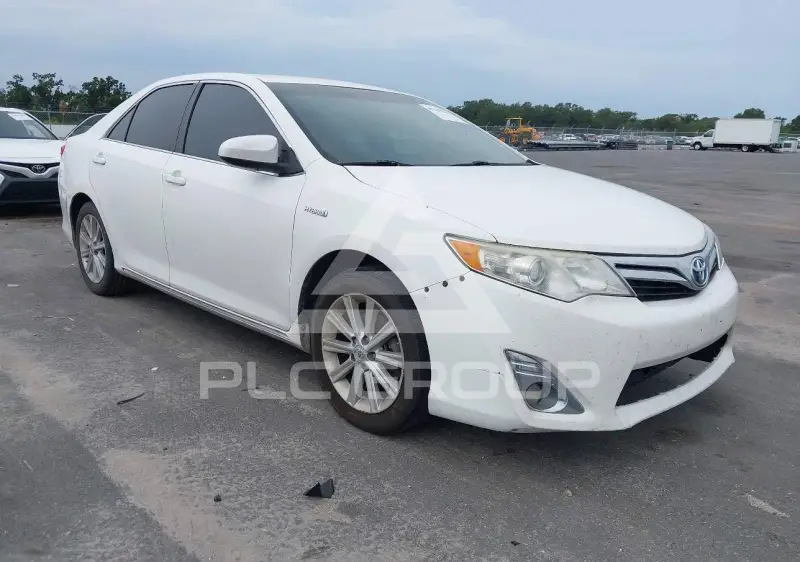 2012 Toyota CAMRY фото