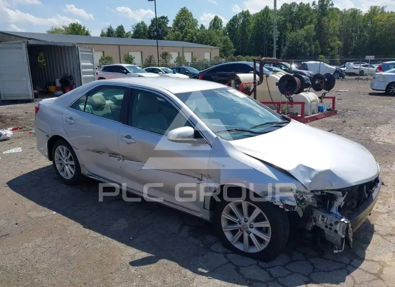 2012 Toyota CAMRY фото
