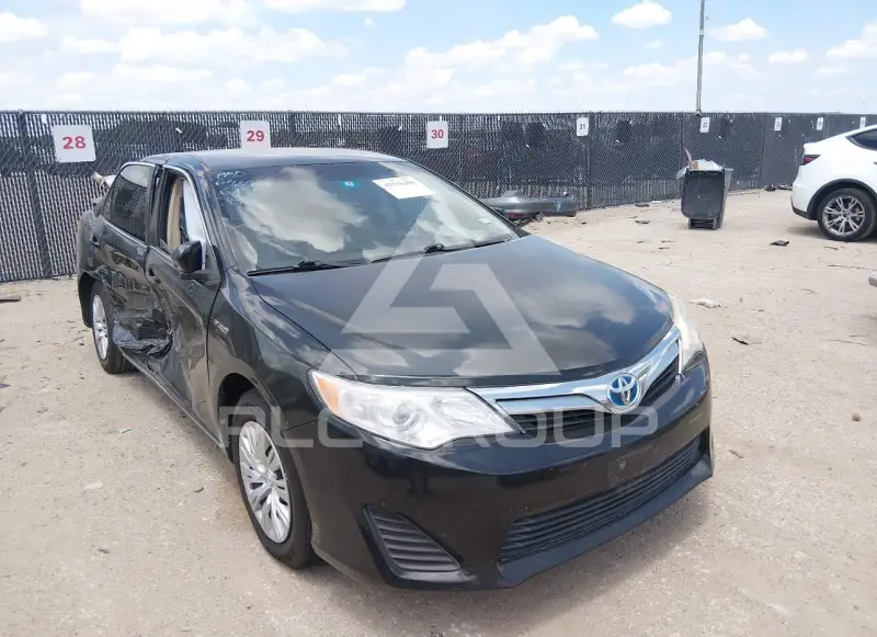 2012 Toyota CAMRY фото
