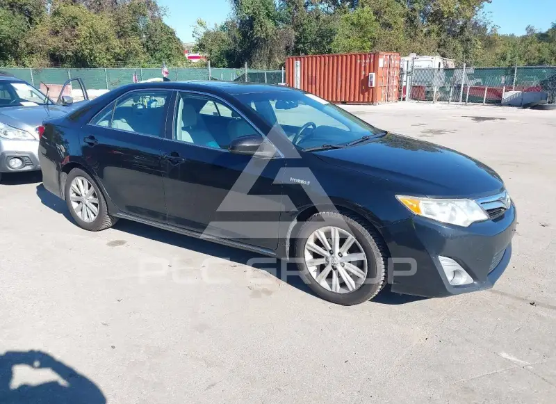 2012 Toyota CAMRY фото