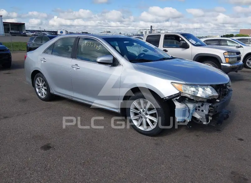 2012 Toyota CAMRY фото