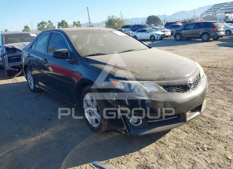 2012 Toyota CAMRY фото