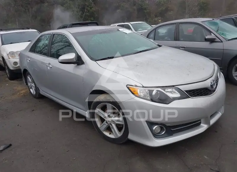 2012 Toyota CAMRY фото