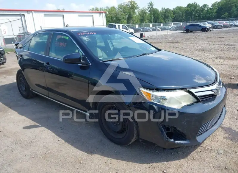2012 Toyota CAMRY фото