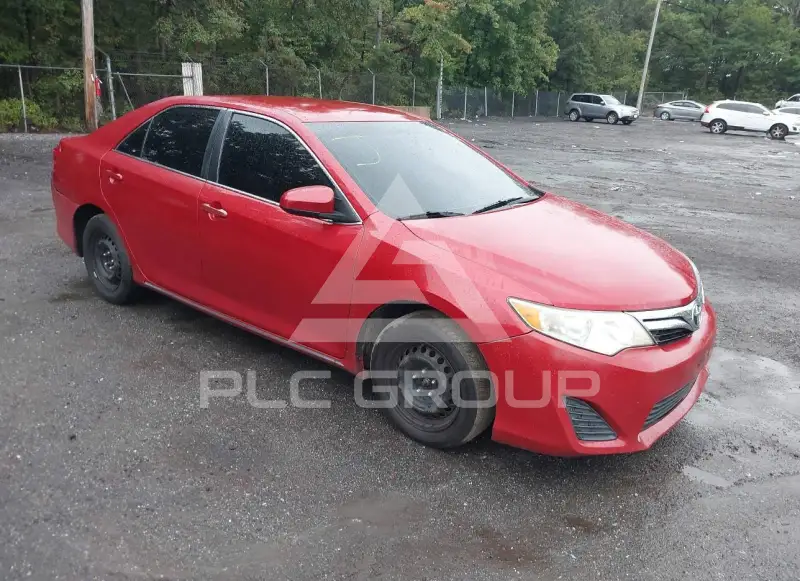 2012 Toyota CAMRY фото