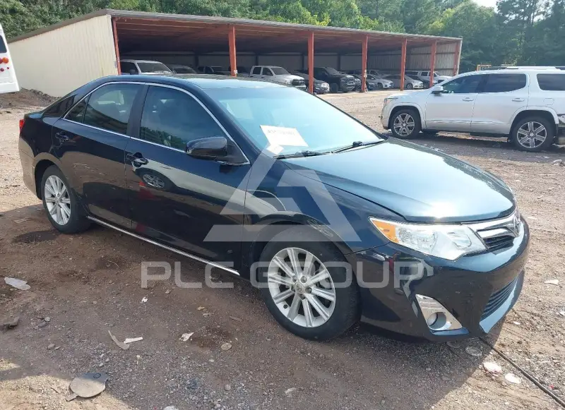 2012 Toyota CAMRY фото