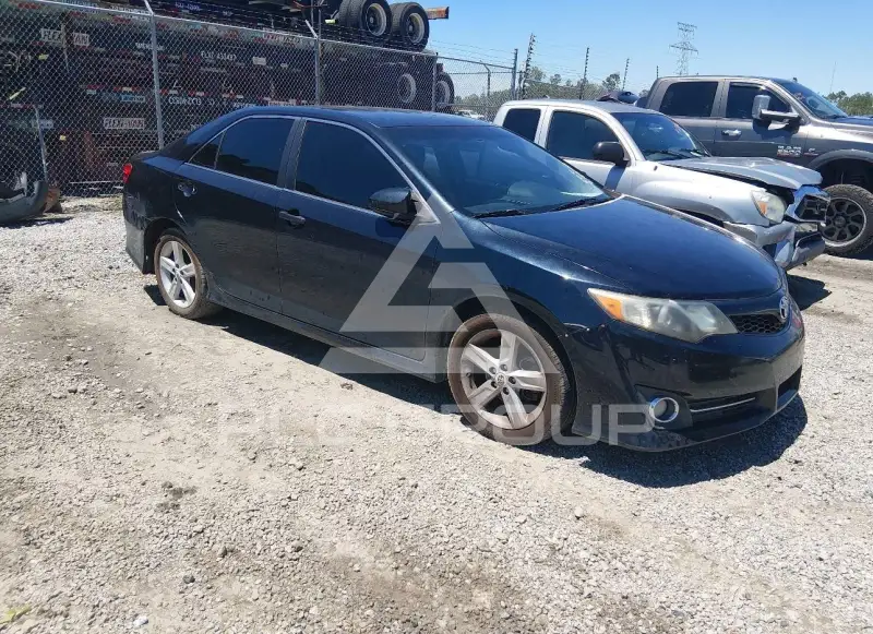2012 Toyota CAMRY фото