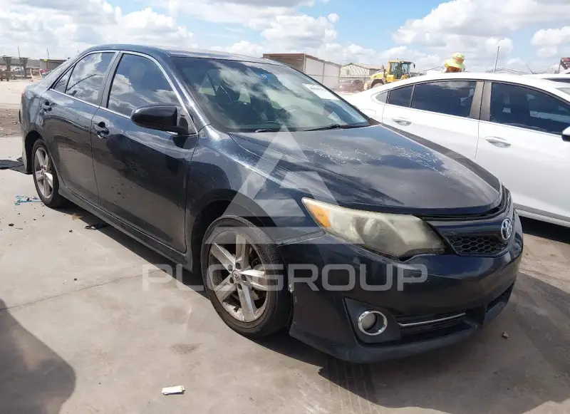 2012 Toyota CAMRY photo
