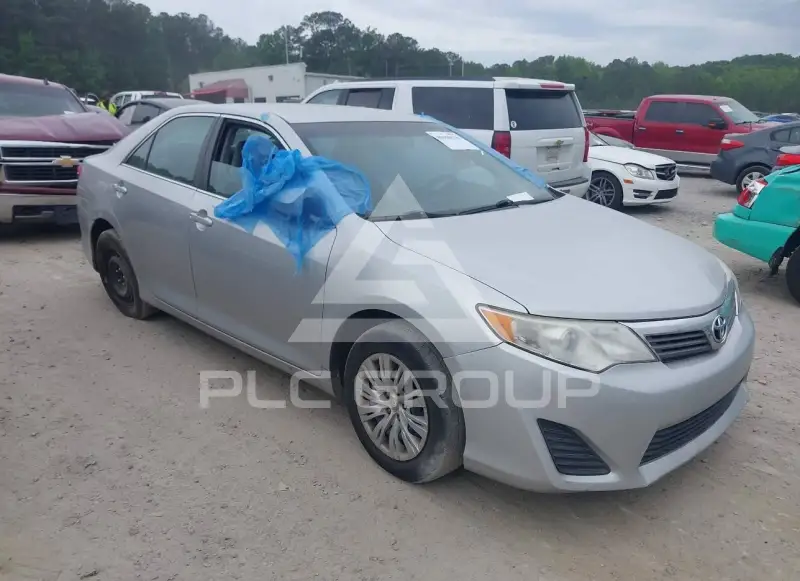 2012 Toyota CAMRY фото