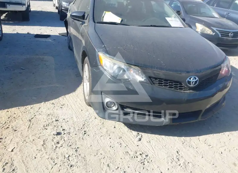 2012 Toyota CAMRY фото