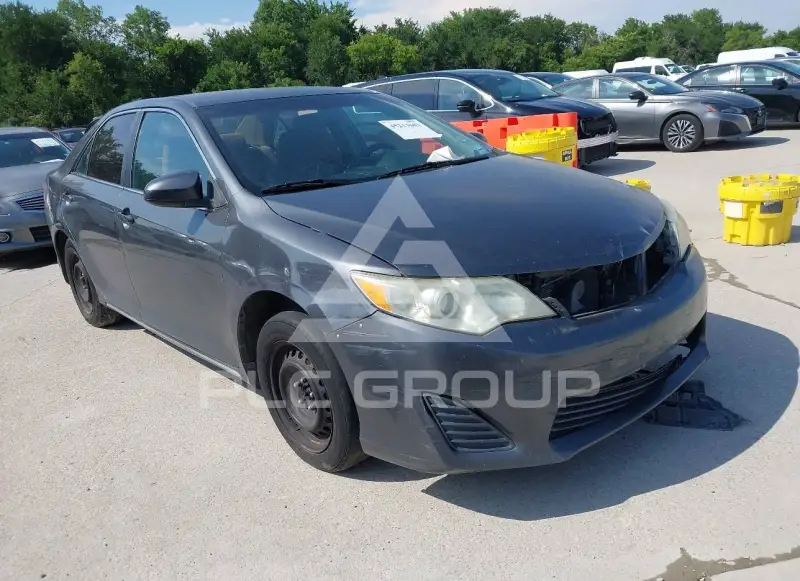 2012 Toyota CAMRY фото