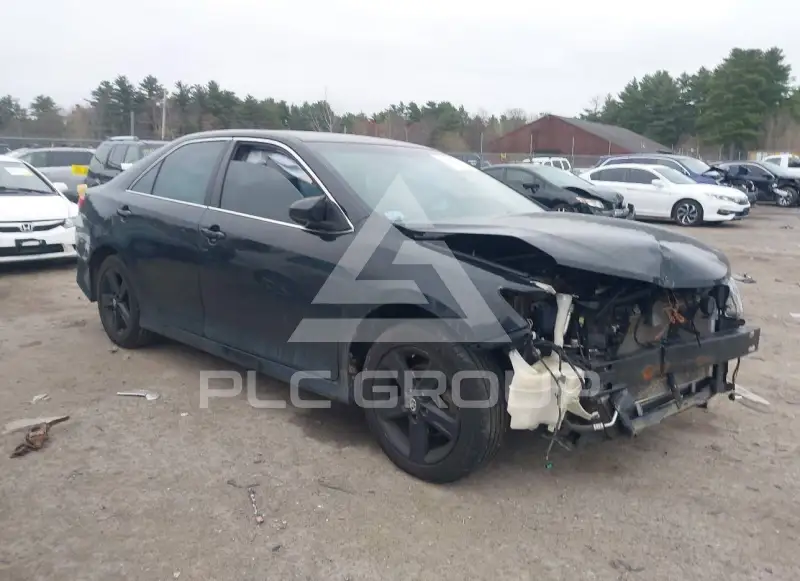 2012 Toyota CAMRY фото
