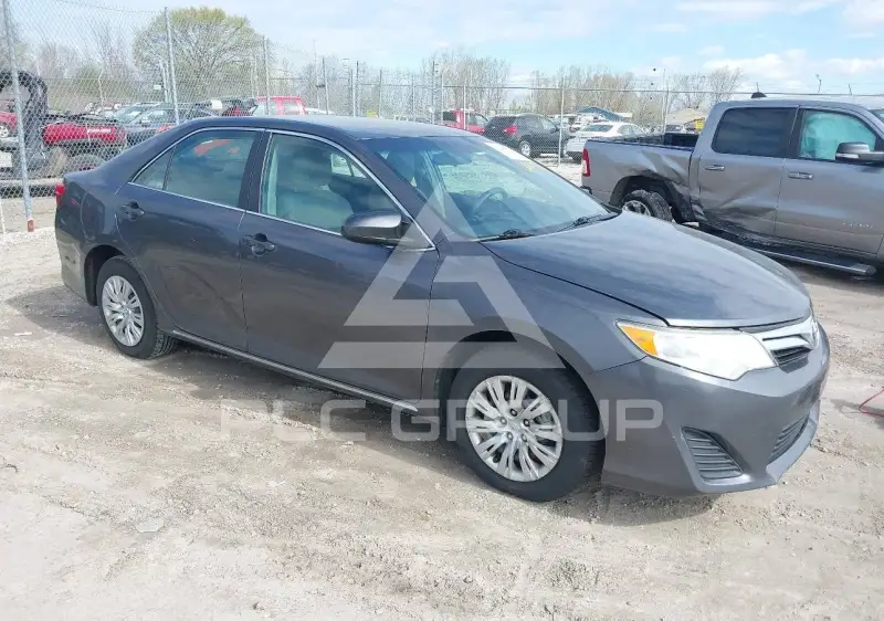 2012 Toyota CAMRY фото