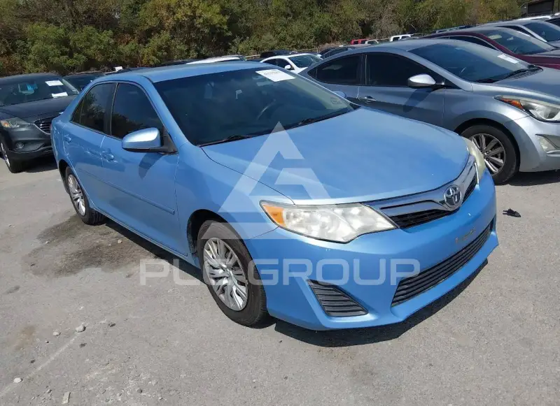 2012 Toyota CAMRY фото
