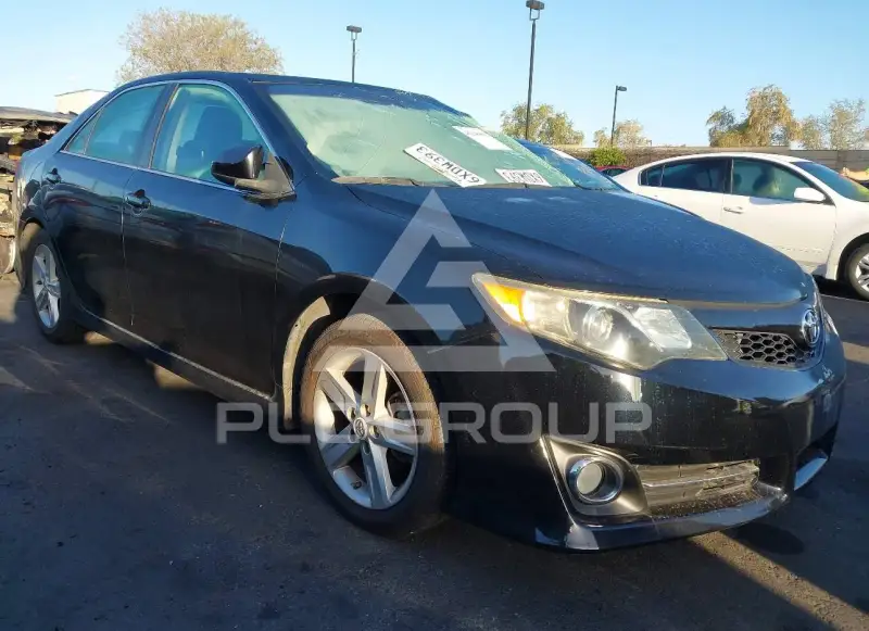 2012 Toyota CAMRY фото
