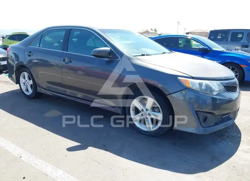 2012 Toyota CAMRY photo